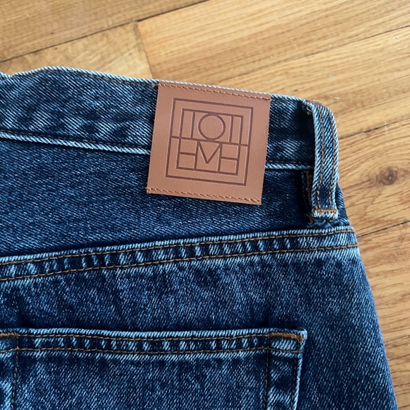 TOTEME Twisted Seam Straight Leg Ankle Jeans Medium Wash Size 29 - Picture 3 of 8